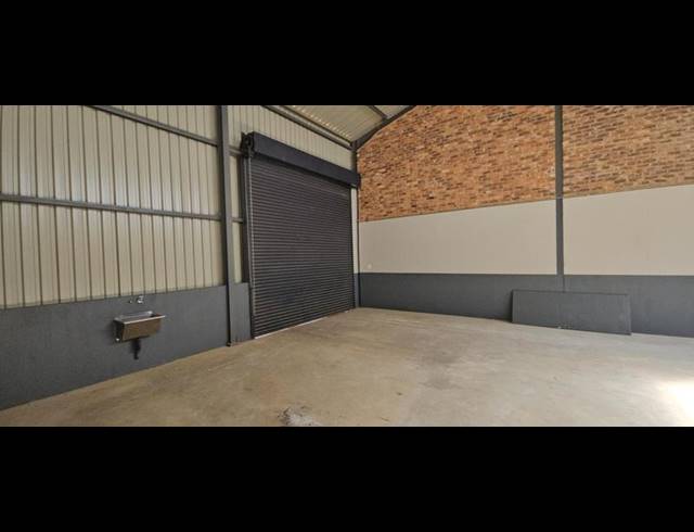 INDUSTRIAL PROPERTY TO RENT IN HALFWAY HOUSE